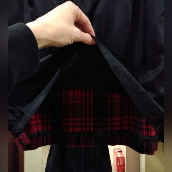 Beautiful Designer "Catholic School Girl" Mini Skirt by Elliot Lauren - size 2 - Picture 8 of 11